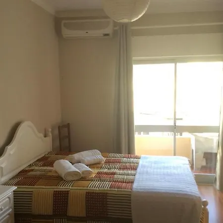 Downtown Apartment *